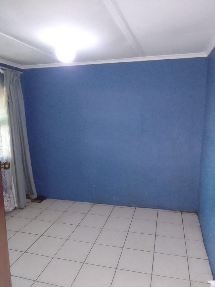 2 Bedroom Property for Sale in Kwazakhele Eastern Cape